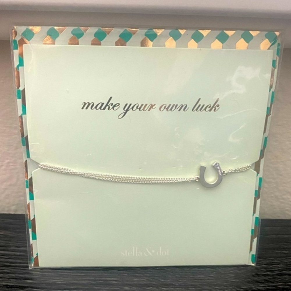 NEW Stella & Dot Wishing Horseshoe Bracelet SEALED